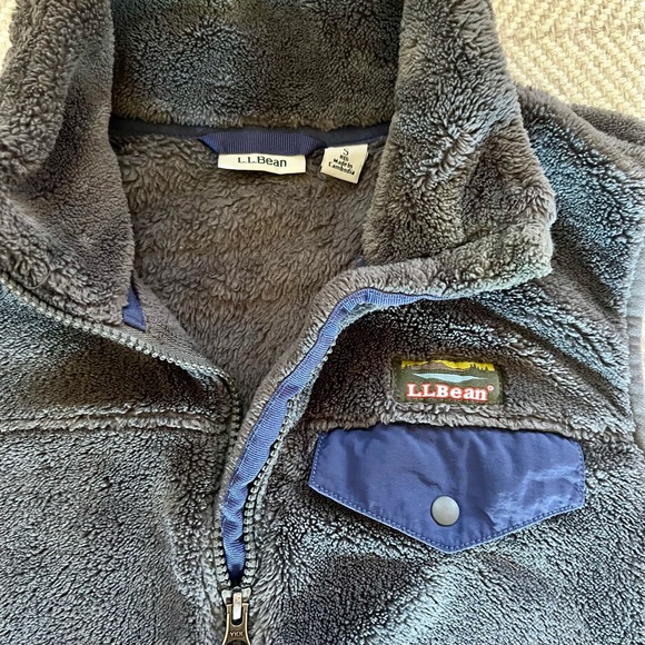 LL BEAN Fleece Vest - Picture 4 of 4